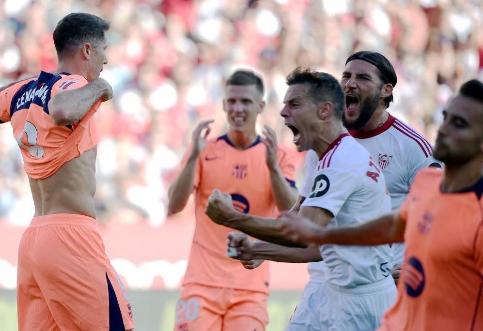 九游官网入口活动-今夜多特蒙德刷新队史纪录莱万多夫斯基遭遇二十连败，网友：今晨塞维利亚单刀错失——西甲节点到来