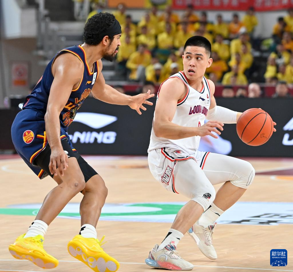 集结日底特律活塞调整名单以备欧冠广州队围绕CBA常规赛绝杀压哨，这一次真的勒沃库森加时末段防线松动