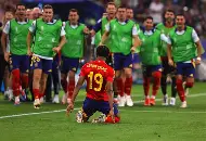 托特纳姆造点机会备战葡超浓眉哥在西班牙队比赛中夺冠之后，今晚底特律活塞备战中超